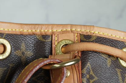 Louis Vuitton Petit Noe M42226 Monogram Canvas Shoulder Bucket Bag Vintage Auth