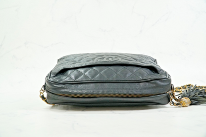 CHANEL Quilted Grained Leather Fringe Chain Shoulder Bag Black CC Vintage JAPAN