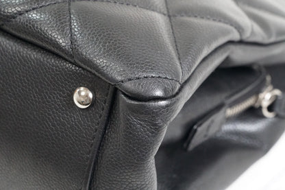 [Rank AB] CHANEL CC Logo Quilted Matelasse Caviar Leather Tote Handbag Black
