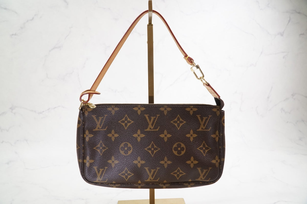 [EXCELLENT] LOUIS VUITTON Monogram Pochette Accessoires Hand Bag Brown M51980