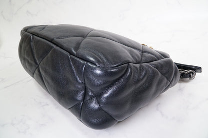 [Very Good] CHANEL 19 Quilted Flap Shoulder Bag Black Leather Gold Hardware Auth