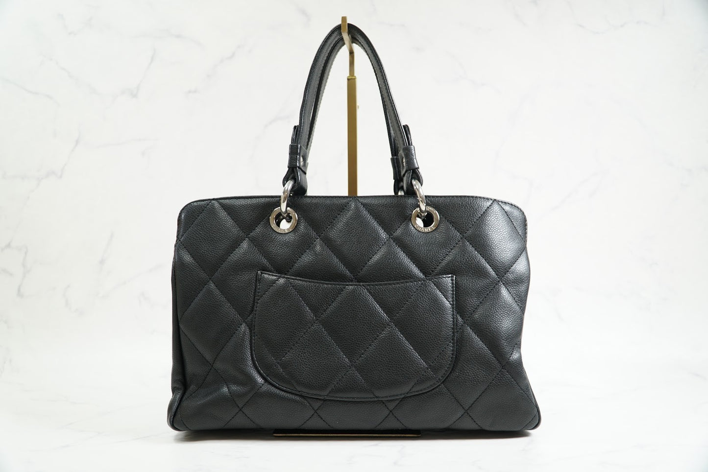 [Rank AB] CHANEL CC Logo Quilted Matelasse Caviar Leather Tote Handbag Black