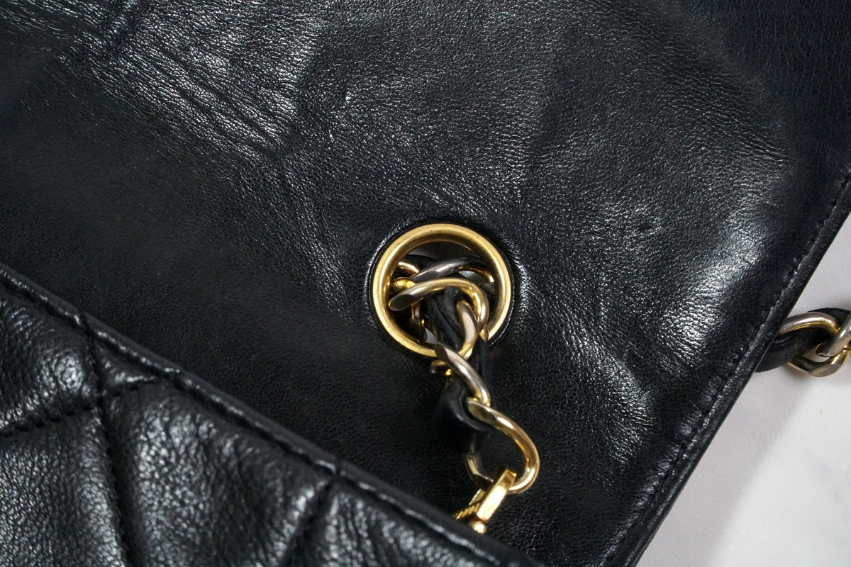 [Rank AB] CHANEL Vintage Diana 25 Matelasse Lambskin Chain Shoulder Bag Black