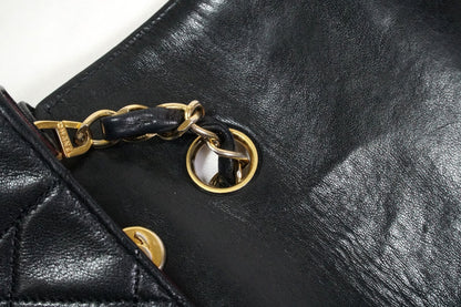 [Rank AB] CHANEL Vintage Diana 25 Matelasse Lambskin Chain Shoulder Bag Black
