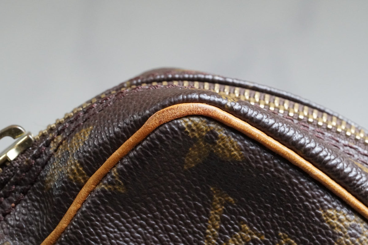 [Good] Louis Vuitton Monogram Danube Shoulder Bag M45266 Brown Vintage Crossbody