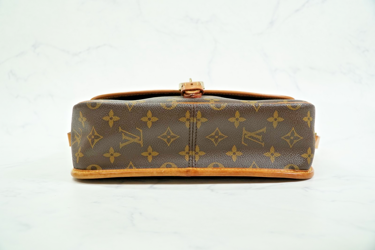 Louis Vuitton Monogram Sologne Crossbody Shoulder Bag M42250 Vintage M42250 Auth