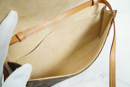 [Excellent] Vintage Louis Vuitton Monogram Pochette Twin GM Crossbody Bag M51852