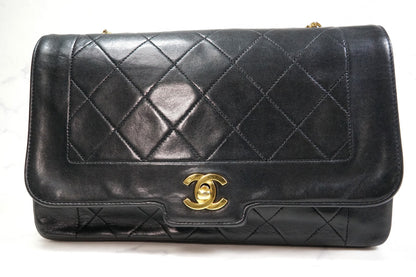 [Rank AB] CHANEL Vintage Diana 25 Matelasse Lambskin Chain Shoulder Bag Black