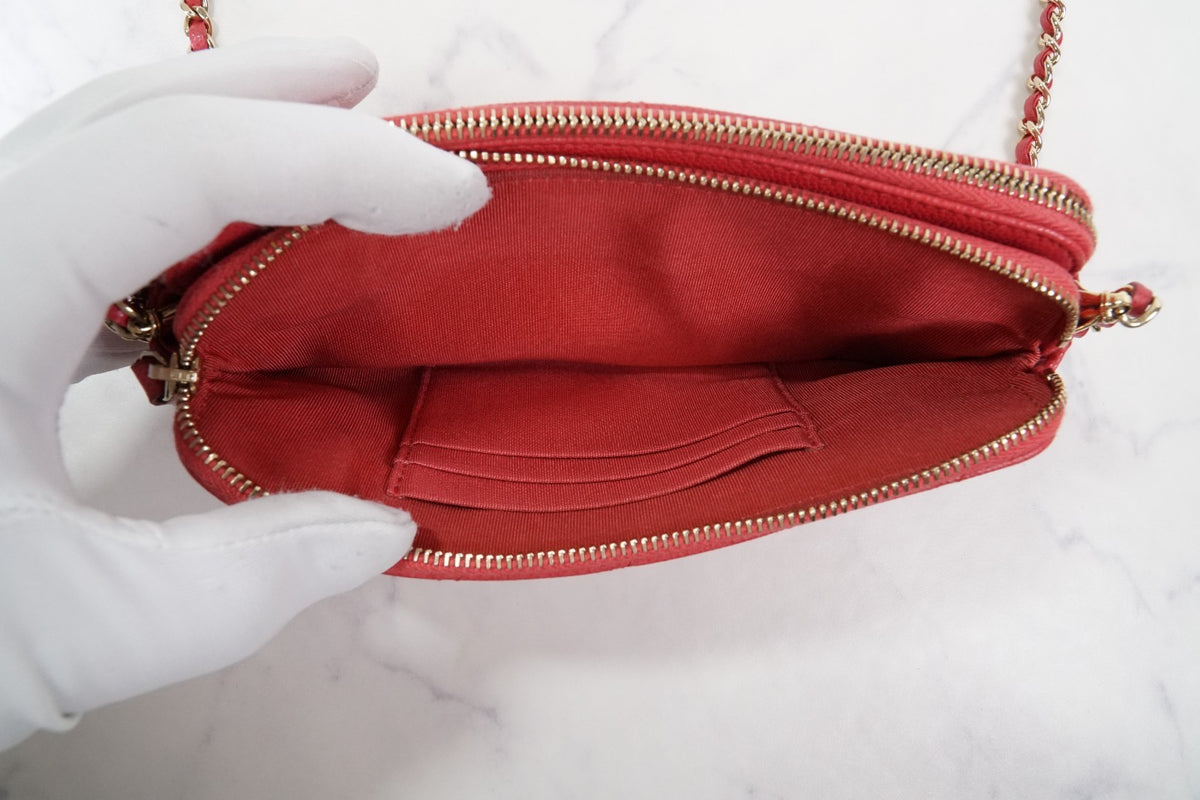 [EXCELLENT] CHANEL Caviar Skin Zipped Chain Wallet Coral Red Crossbody Bag Gold