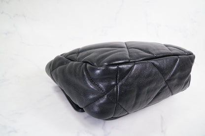 [Very Good] CHANEL 19 Quilted Flap Shoulder Bag Black Leather Gold Hardware Auth