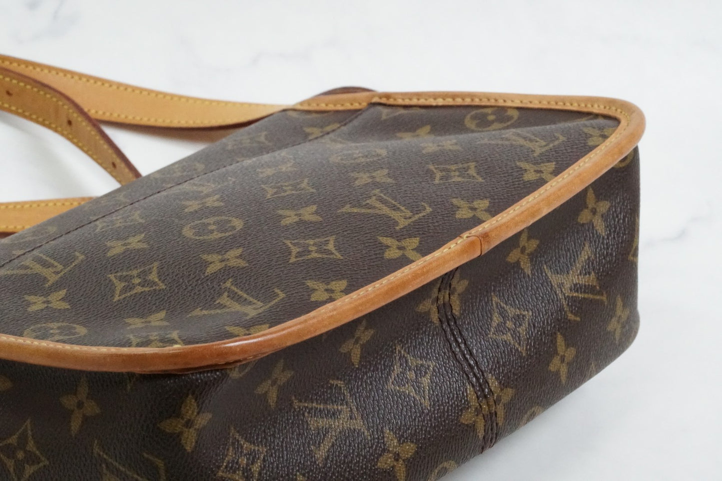 Louis Vuitton Monogram Sologne Crossbody Shoulder Bag M42250 Vintage M42250 Auth