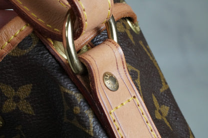 Louis Vuitton Petit Noe M42226 Monogram Canvas Shoulder Bucket Bag Vintage Auth