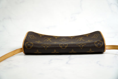 [Rank AB] Louis Vuitton Monogram Pochette Twin PM Shoulder Clutch Bag M51854