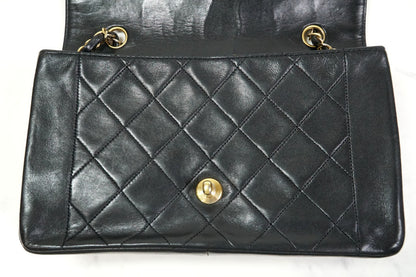 [Rank AB] CHANEL Vintage Diana 25 Matelasse Lambskin Chain Shoulder Bag Black