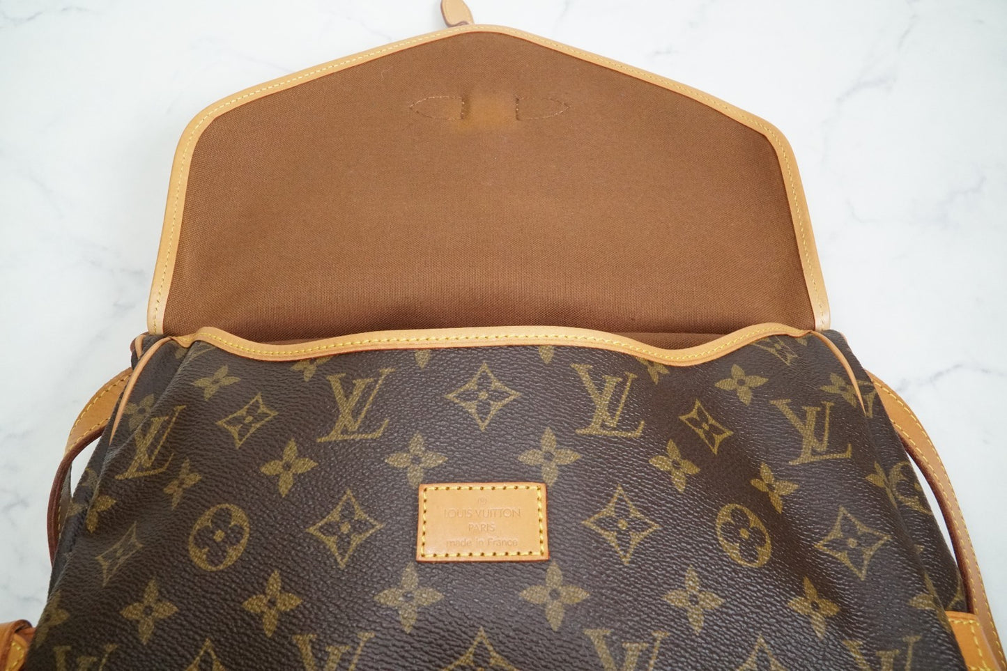 [Excellent] Louis Vuitton Monogram Saumur 30 Shoulder Bag M42256 Vintage Auth