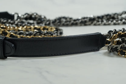 [EXCELLENT] CHANEL Gabrielle Small Hobo Chain Shoulder Bag Aged Calfskin Navy