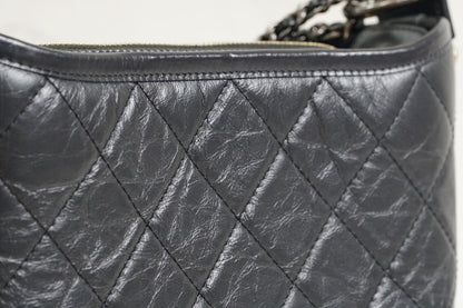 [EXCELLENT] CHANEL Gabrielle Small Hobo Chain Shoulder Bag Aged Calfskin Navy