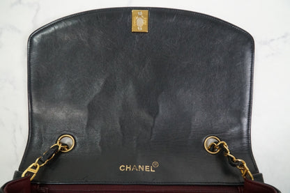 [VERY GOOD] CHANEL Vintage Diana Matelasse Chain Shoulder Bag Black Lambskin