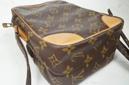 [AB Rank] Louis Vuitton Monogram Amazon Shoulder Bag M45236 Crossbody Vintage