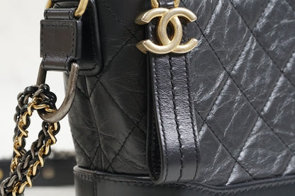 [EXCELLENT] CHANEL Gabrielle Small Hobo Chain Shoulder Bag Aged Calfskin Navy