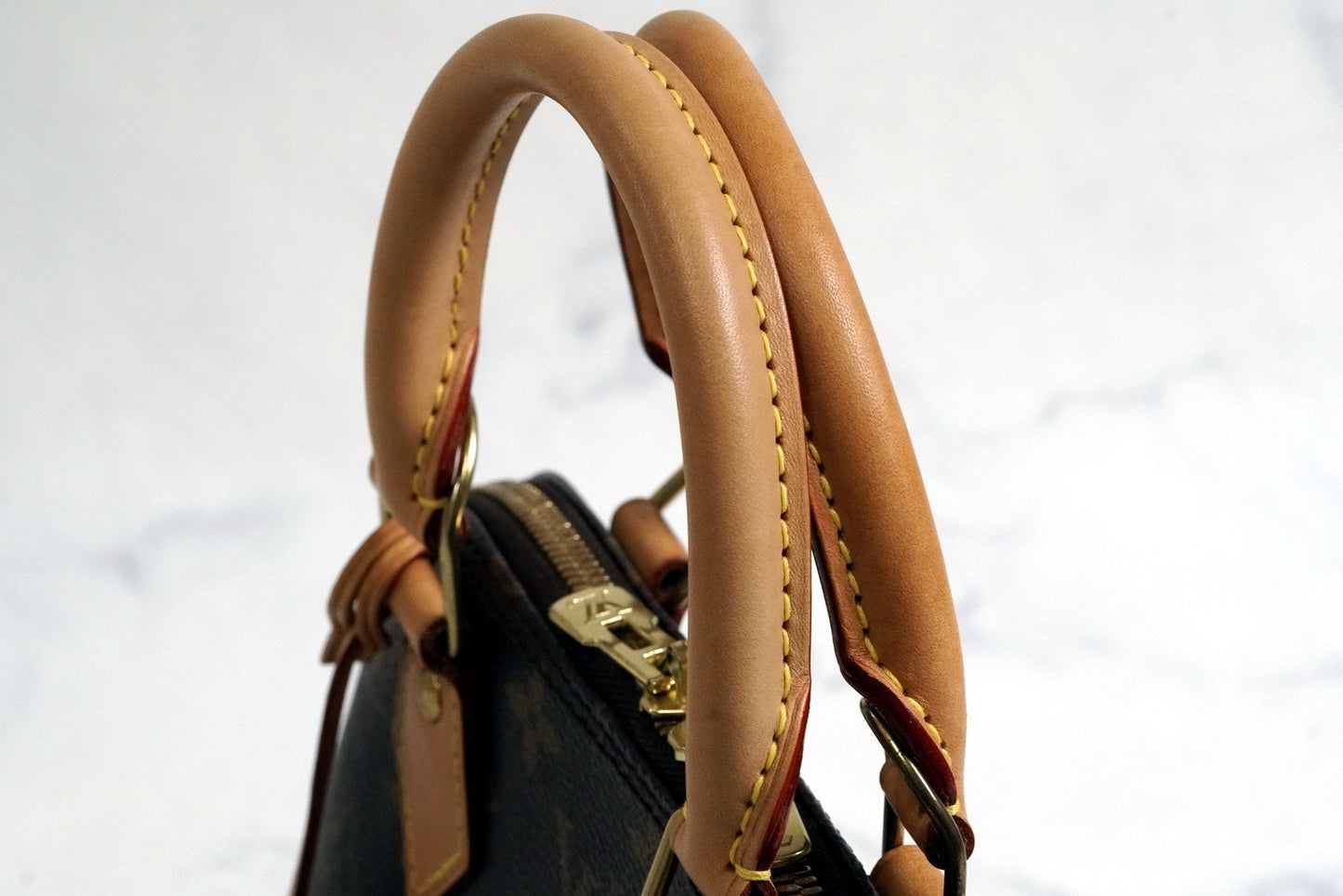 [Rank AB] LOUIS VUITTON Monogram Alma BB Handbag 2WAY Crossbody Brown Authentic