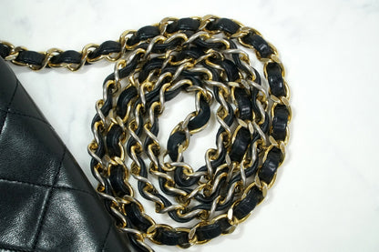 [Rank AB] CHANEL Vintage Diana 25 Matelasse Lambskin Chain Shoulder Bag Black