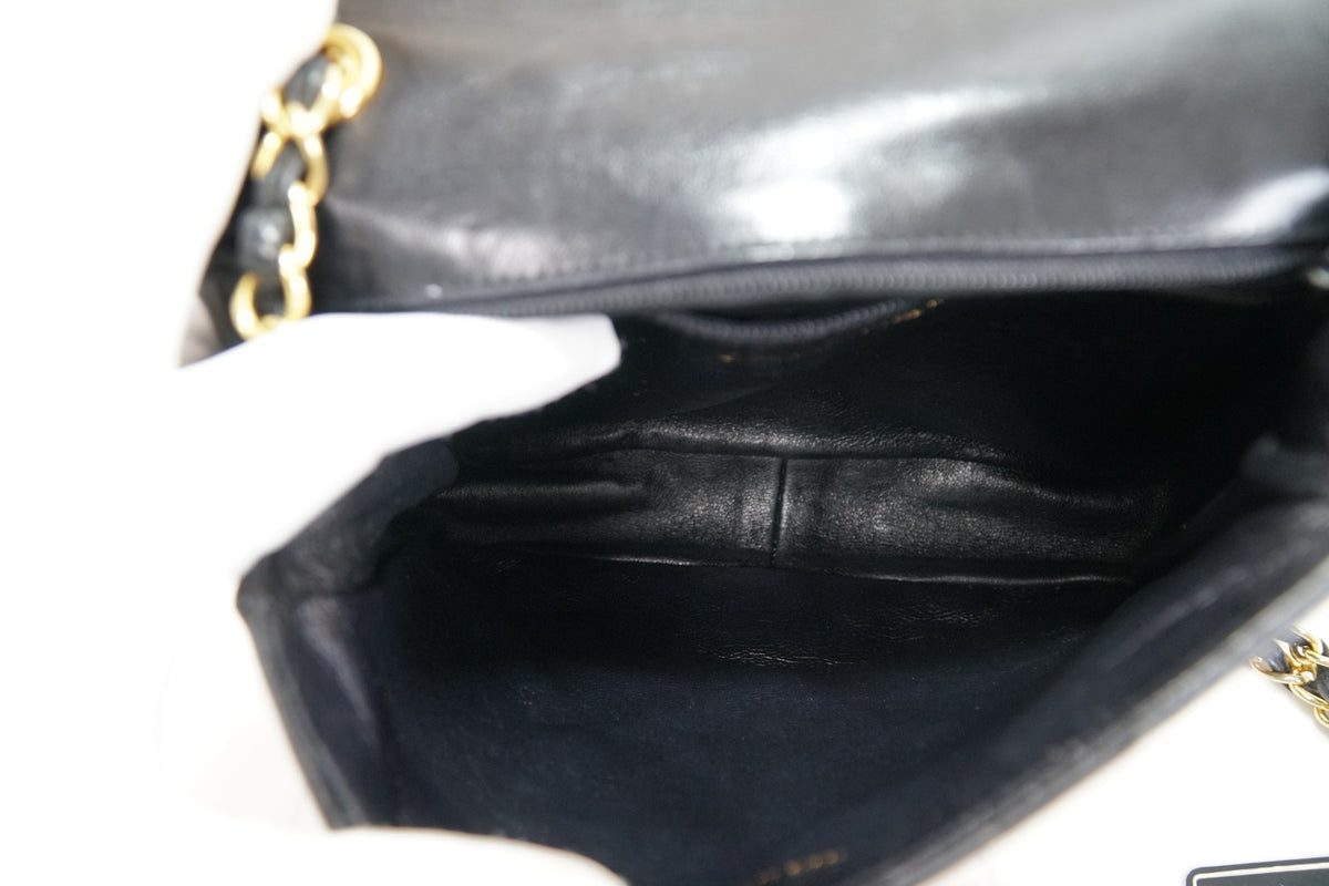 [AB] CHANEL Vintage Matelasse CC Logo Chain Shoulder Bag Lambskin Black Auth