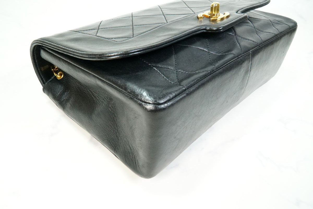 [Rank AB] CHANEL Vintage Diana 25 Matelasse Lambskin Chain Shoulder Bag Black