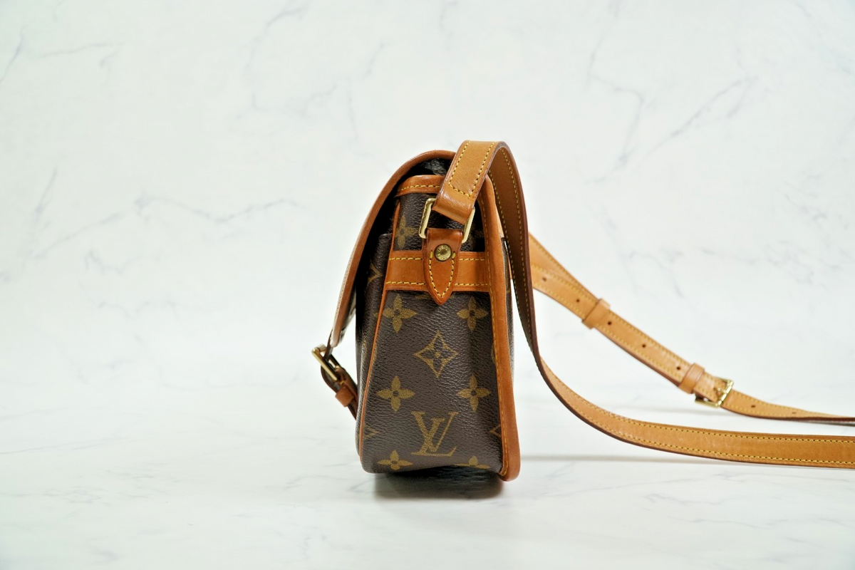 Louis Vuitton Monogram Sologne Crossbody Shoulder Bag M42250 Vintage M42250 Auth