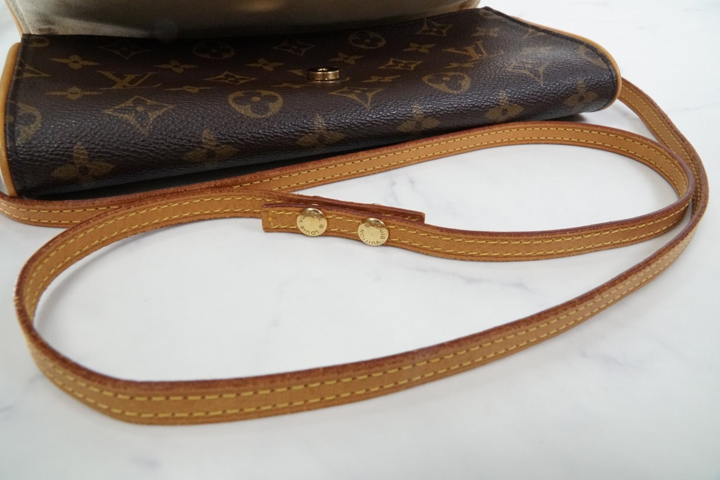 [USA-Made] Louis Vuitton Monogram Pochette Twin GM Shoulder Bag M51852 Authentic