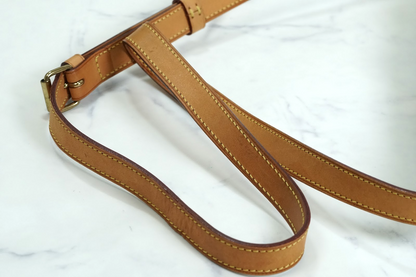 [Rank AB] LOUIS VUITTON Saumur 30 Monogram Shoulder Bag M42256 Canvas w/ Box