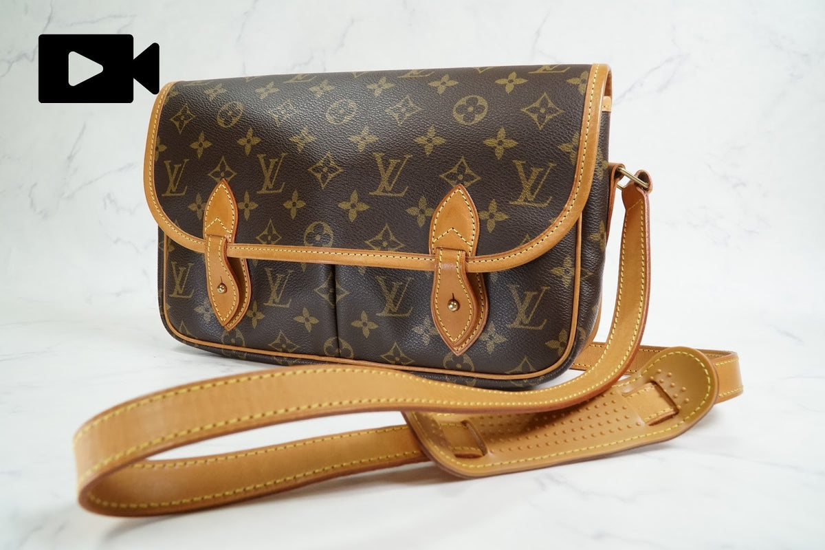 [EXCELLENT] LOUIS VUITTON Monogram Gibeciere MM Shoulder Crossbody Bag M42247
