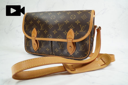 [EXCELLENT] LOUIS VUITTON Monogram Gibeciere MM Shoulder Crossbody Bag M42247