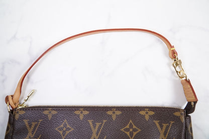 [EXCELLENT] LOUIS VUITTON Monogram Pochette Accessoires Hand Bag Brown M51980