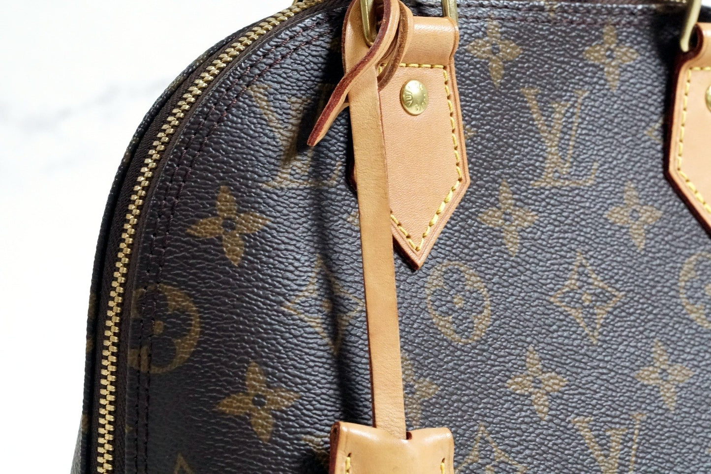 [Rank AB] LOUIS VUITTON Monogram Alma BB Handbag 2WAY Crossbody Brown Authentic