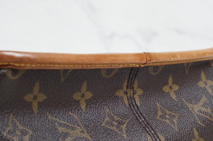 Louis Vuitton Monogram Sologne Crossbody Shoulder Bag M42250 Vintage M42250 Auth