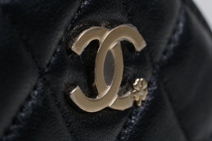 [EXCELLENT] CHANEL Matelasse Round Icon Charm Chain Shoulder Bag Leather Black