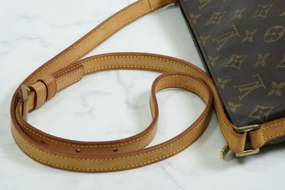 Louis Vuitton Monogram Trotteur M51240 Crossbody Shoulder Bag Vintage Authentic
