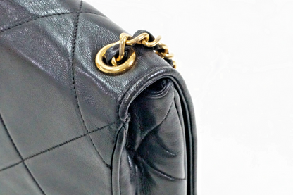 [AB] CHANEL Vintage Matelasse CC Logo Chain Shoulder Bag Lambskin Black Auth