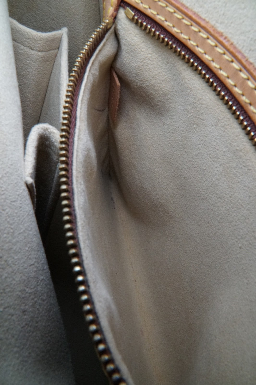 [Excellent] Louis Vuitton Monogram Looping MM Shoulder Bag M51146 Canvas Vintage