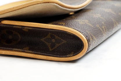 [Rank AB] Louis Vuitton Monogram Pochette Twin PM Shoulder Clutch Bag M51854