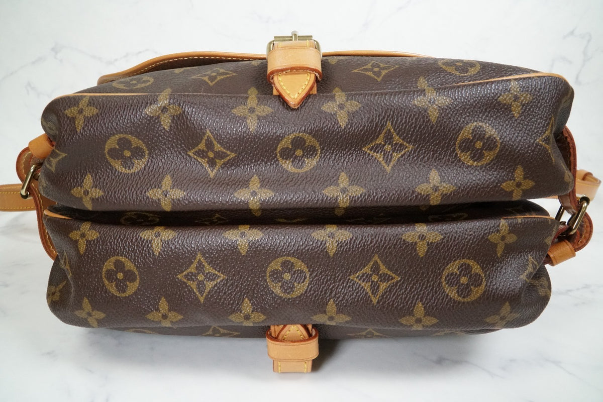 [Excellent] Louis Vuitton Monogram Saumur 30 Shoulder Bag M42256 Vintage Auth