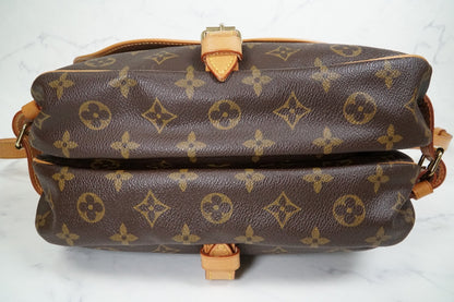 [Excellent] Louis Vuitton Monogram Saumur 30 Shoulder Bag M42256 Vintage Auth