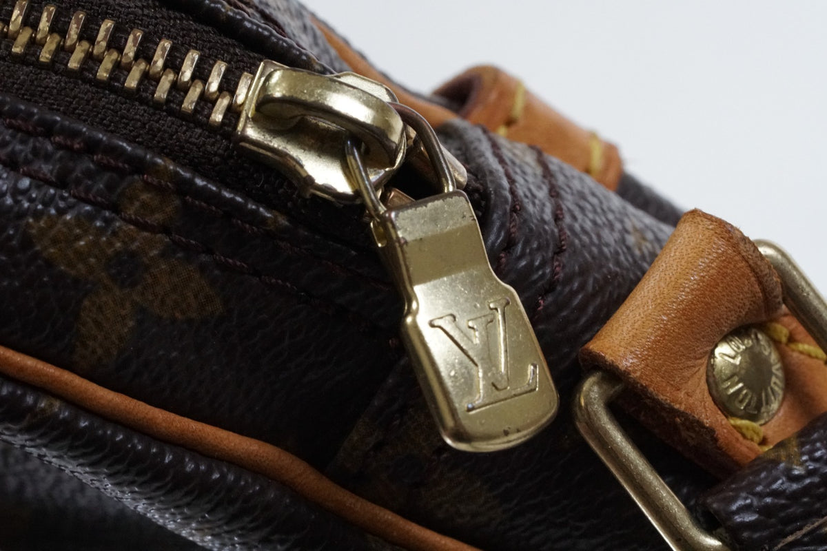 [Good] Louis Vuitton Monogram Danube Shoulder Bag M45266 Brown Vintage Crossbody
