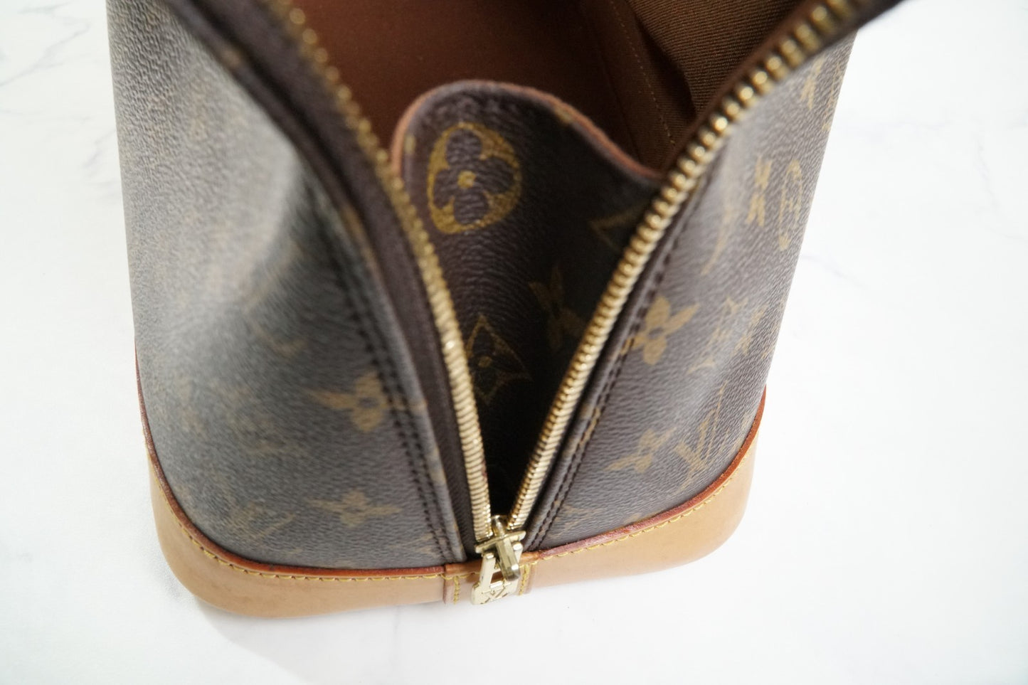 [Rank AB] Louis Vuitton Alma M51130 Monogram Canvas Handbag with Shoulder Strap