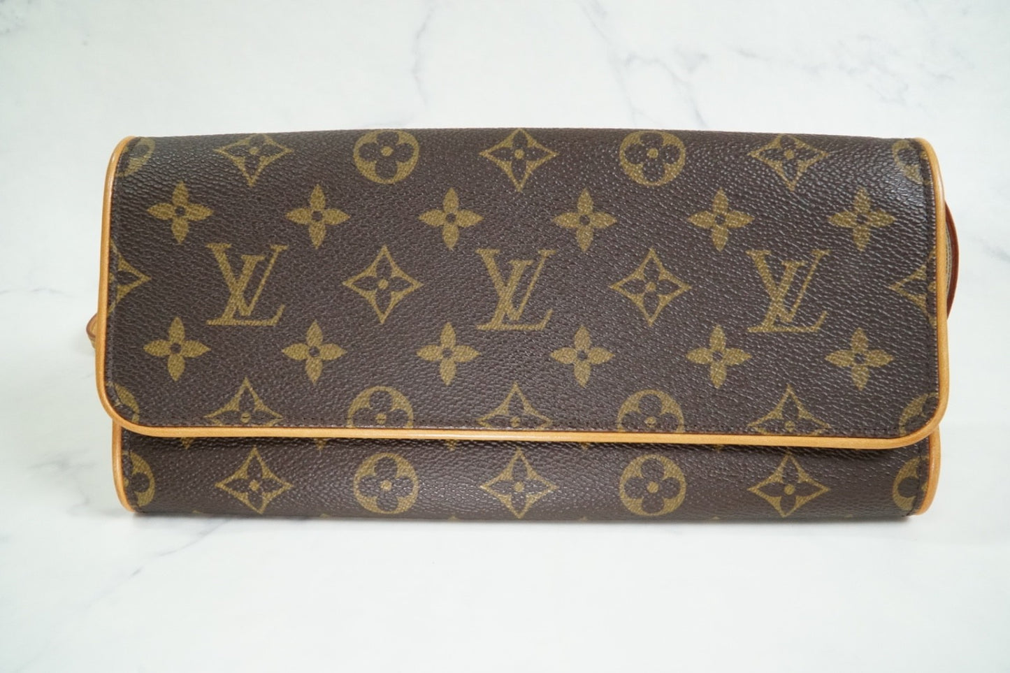 [Excellent] Vintage Louis Vuitton Monogram Pochette Twin GM Crossbody Bag M51852