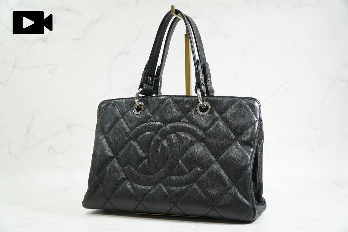[Rank AB] CHANEL CC Logo Quilted Matelasse Caviar Leather Tote Handbag Black