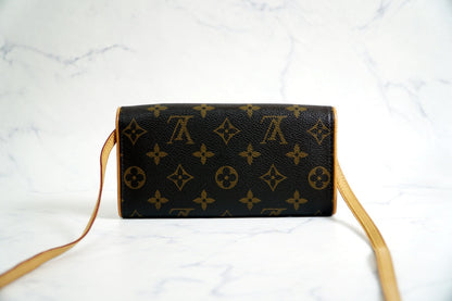 [Rank AB] Louis Vuitton Monogram Pochette Twin PM Shoulder Clutch Bag M51854