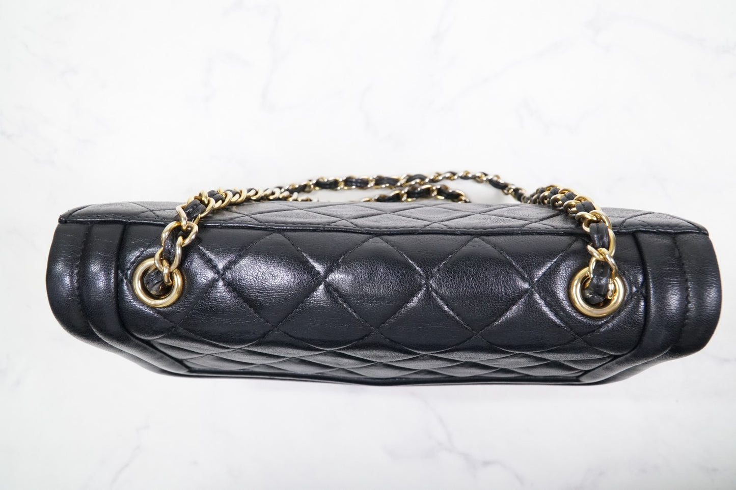 [Rank AB] CHANEL Matelasse Fringe Chain Shoulder Bag Black Leather Gold 1148788