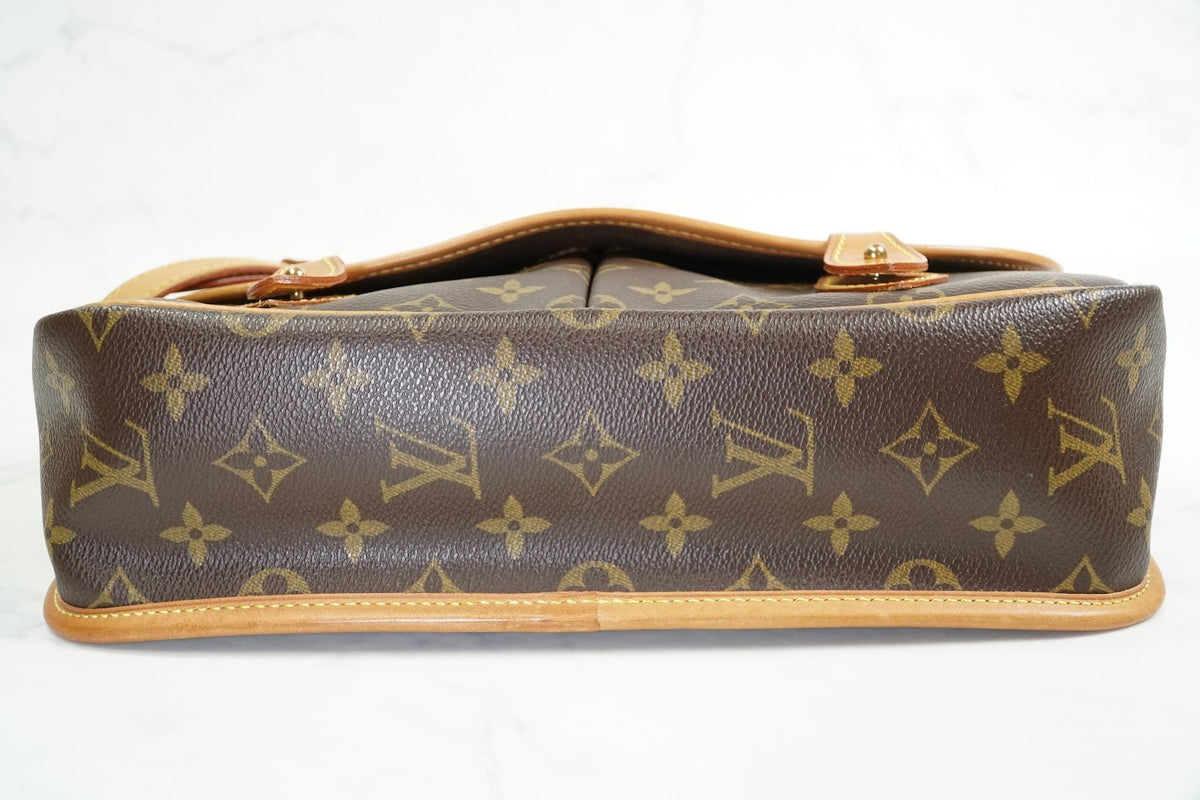 [EXCELLENT] LOUIS VUITTON Monogram Gibeciere MM Shoulder Crossbody Bag M42247